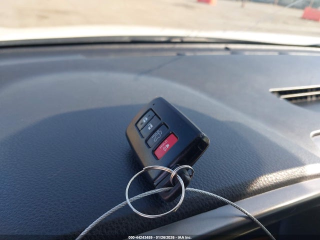 JTMJJREV5JD229925 Toyota Rav4 Hybrid Se