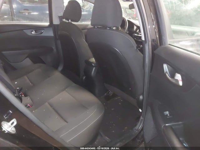 44243485 :رقم المزاد ، 3KPF24AD3ME267577 vin ، 2021 Kia Forte Lxs مزاد بيع