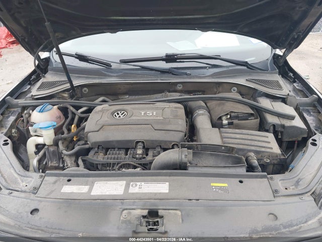 Продаж на аукціоні авто 2017 Volkswagen Passat 1.8t R-line, vin: 1VWDT7A33HC055267, номер лоту: 44243501