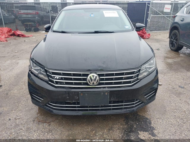 Продаж на аукціоні авто 2017 Volkswagen Passat 1.8t R-line, vin: 1VWDT7A33HC055267, номер лоту: 44243501
