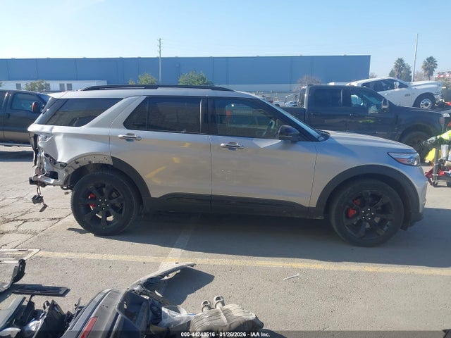 1FM5K8GCXPGA76062 Ford Explorer St