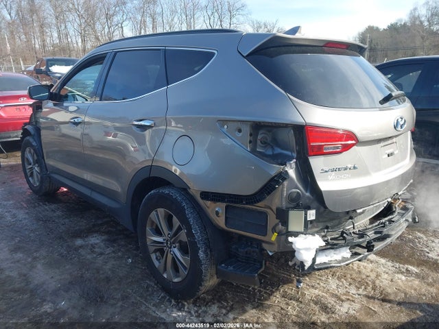Продажа на аукционе авто 2016 Hyundai Santa Fe Sport 2.4l, vin: 5XYZUDLB3GG311605, номер лота: 44243519