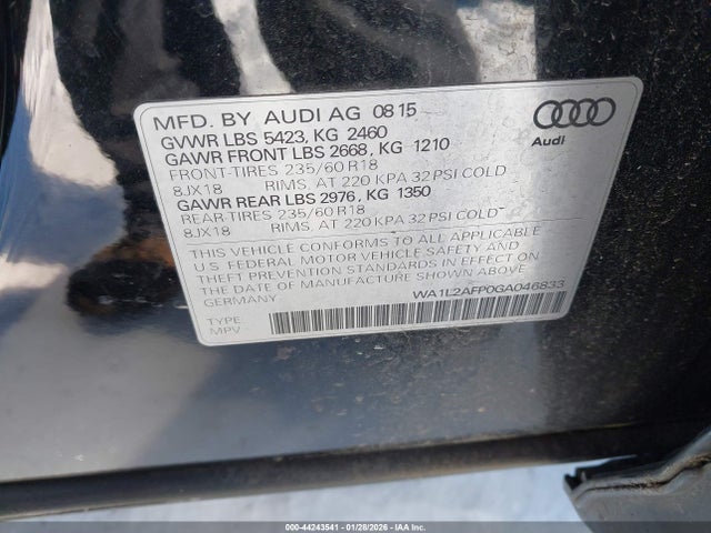 Audi Q5 2.0t Premium 2016 WA1L2AFP0GA046833 Image 9