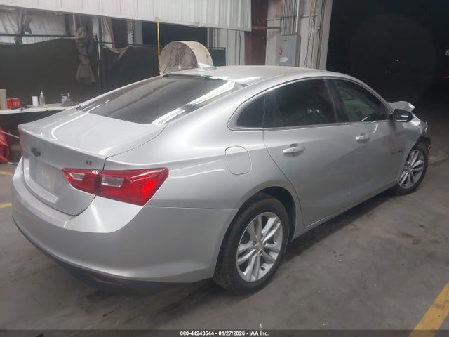 1G1ZD5ST1JF222327 Chevrolet MALIBU LT