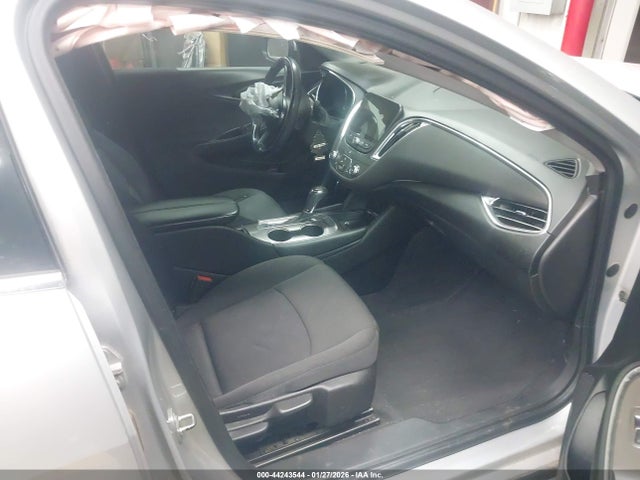 1G1ZD5ST1JF222327 Chevrolet MALIBU LT