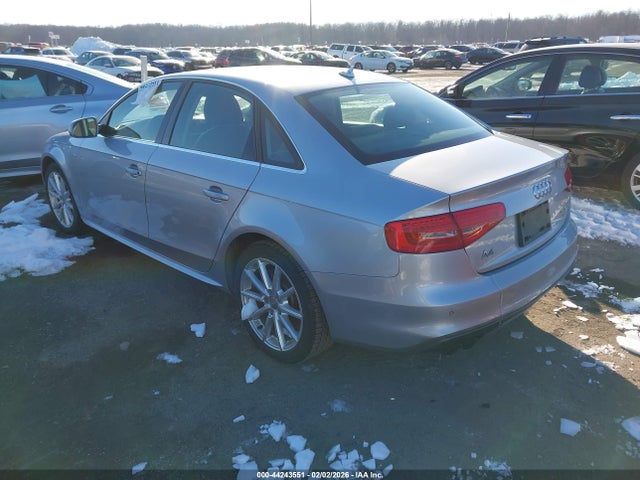 2015 AUDI A4 WAUFFAFL2FN006682 Photo 2
