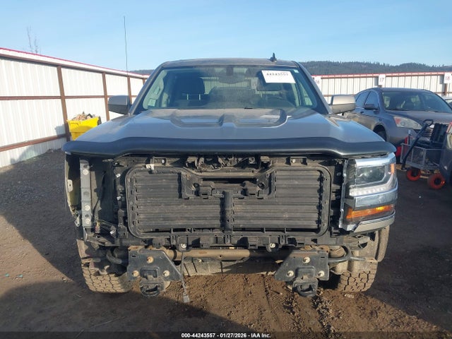 1GCUKRECXHF170944 Chevrolet Silverado 1500 1lt