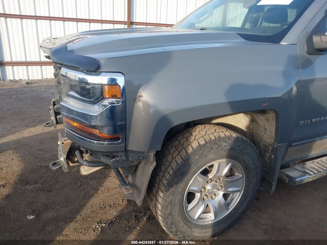 1GCUKRECXHF170944 Chevrolet Silverado 1500 1lt