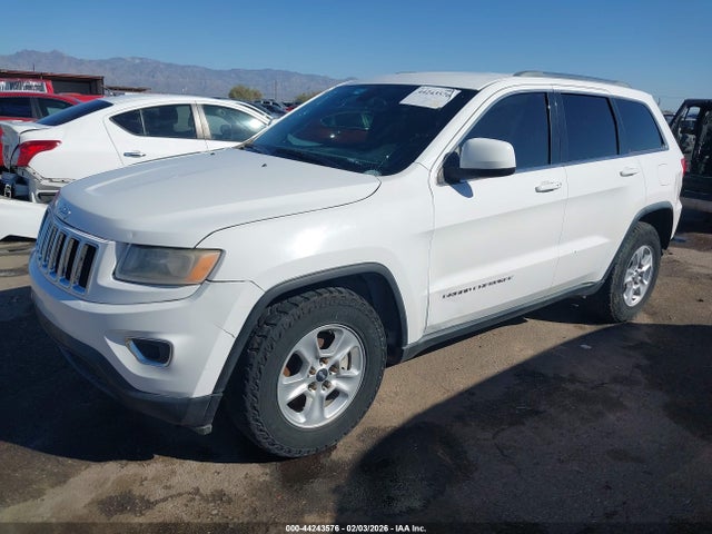 Jeep Grand Cherokee Laredo 2015 1C4RJEAG2FC654017 Image 2