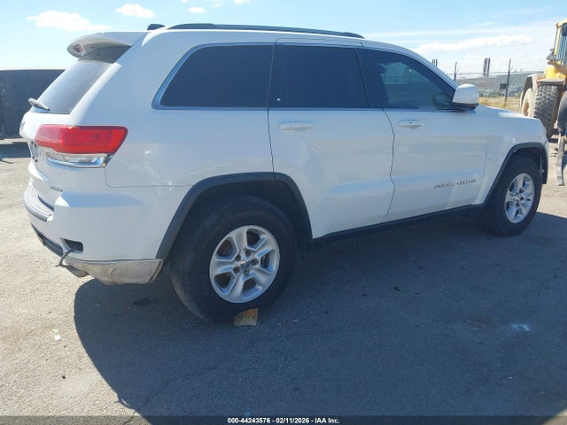 Jeep Grand Cherokee Laredo 2015 1C4RJEAG2FC654017 Image 4