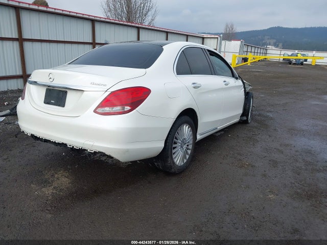 55SWF4KBXHU181666 Mercedes-Benz C 300 Luxury 4matic