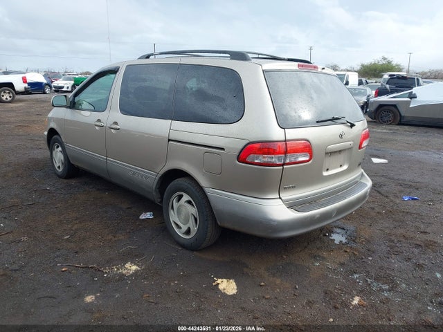 44243581 :رقم المزاد ، 4T3ZF13C53U530739 vin ، 2003 Toyota Sienna Le مزاد بيع