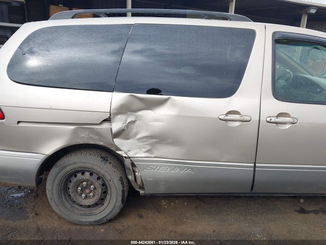 44243581 :رقم المزاد ، 4T3ZF13C53U530739 vin ، 2003 Toyota Sienna Le مزاد بيع
