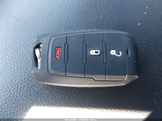 2020 RAM 1500 1C6SRFFT1LN313236 Photo 10