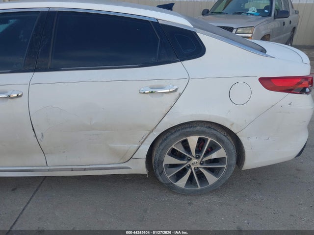 2016 Kia Optima Sxl Turbo მანქანა იყიდება აუქციონზე, vin: 5XXGV4L26GG015339, აუქციონის ნომერი: 44243604