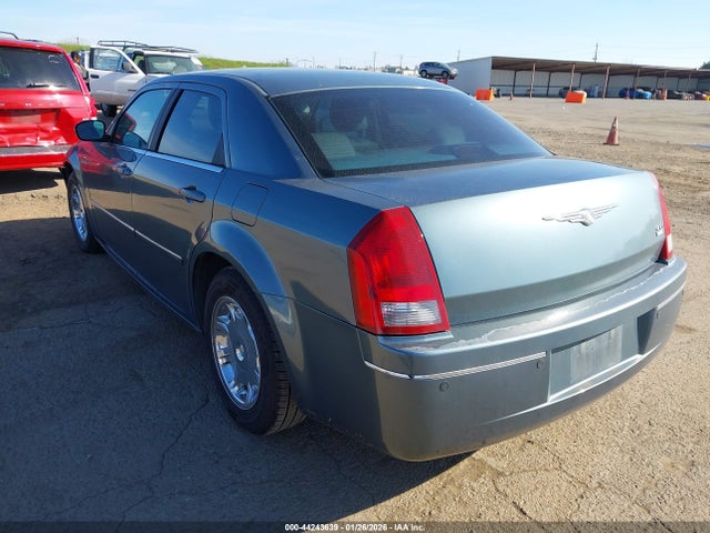 2006 CHRYSLER 300 2C3LA53G86H108293 Photo 2