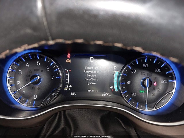 44243642 :رقم المزاد ، 2C4RC1BG1KR570662 vin ، 2019 Chrysler Pacifica Touring L مزاد بيع