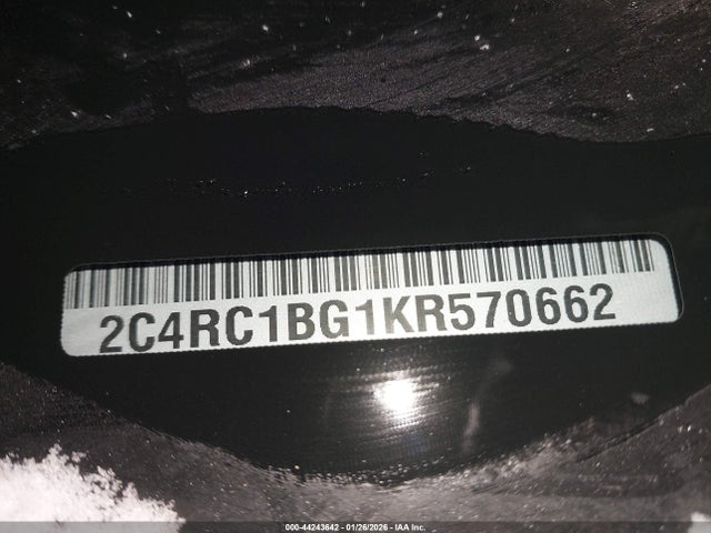44243642 :رقم المزاد ، 2C4RC1BG1KR570662 vin ، 2019 Chrysler Pacifica Touring L مزاد بيع
