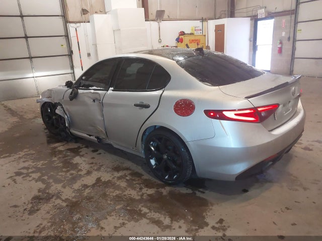 2020 ALFA ROMEO GIULIA ZARFAMBNXL7640449 Photo 2