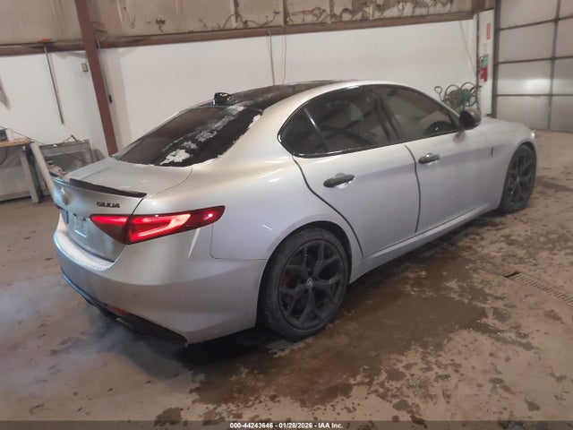 2020 ALFA ROMEO GIULIA ZARFAMBNXL7640449 Photo 3