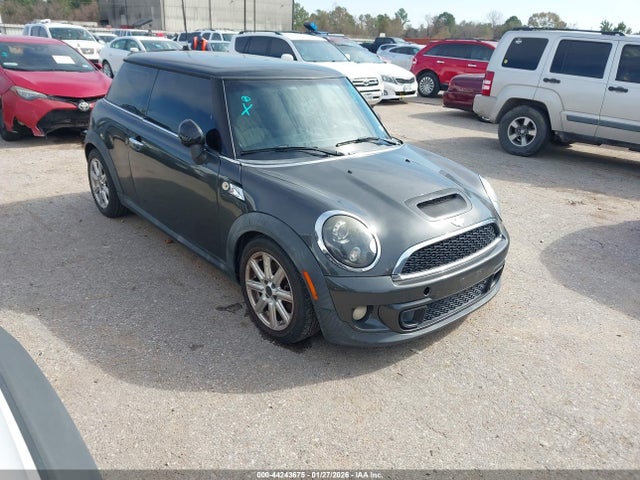 2013 MINI HARDTOP WMWSV3C50DT396001
