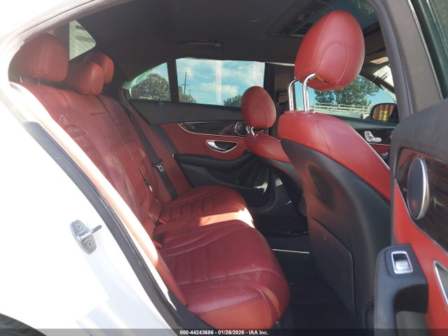 55SWF4JB8JU257358 Mercedes-Benz C 300