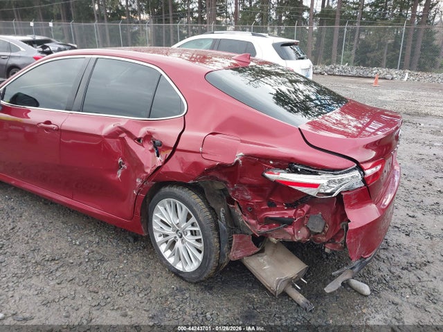 4T1B21HK7KU511940 Toyota Camry Hybrid Xle