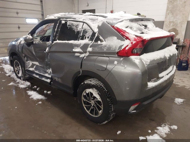 2020 MITSUBISHI ECLIPSE CROSS JA4AT3AA2LZ002380 Photo 2