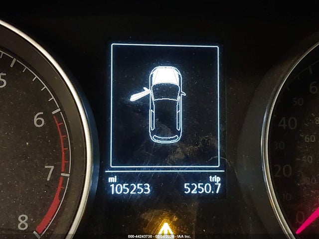 44243730 :رقم المزاد ، 3VW217AU2FM019006 vin ، 2015 Volkswagen Golf Tsi S 4-door مزاد بيع