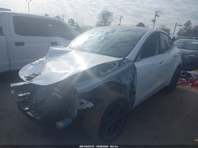 2025 TESLA MODEL Y 7SAYGDEE0SA348668 Photo 1