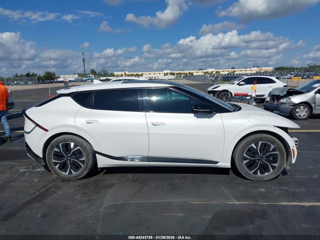 KIA Ev6 Gt-line 2024 KNDC44LA1R5214265 Image 14