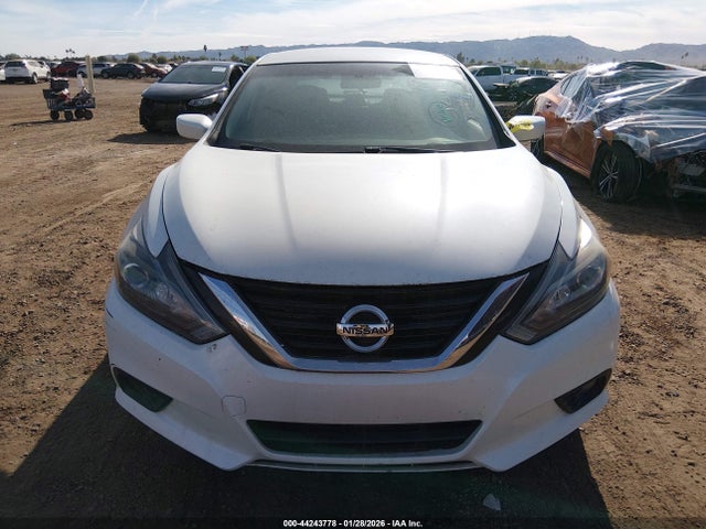1N4AL3AP5JC179621 Nissan Altima 2.5 Sr