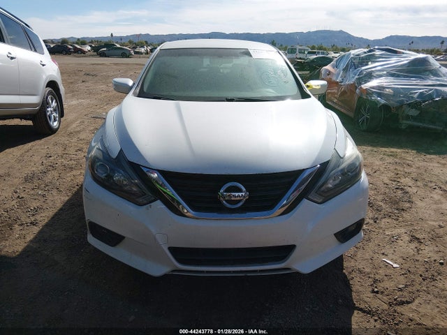 1N4AL3AP5JC179621 Nissan Altima 2.5 Sr
