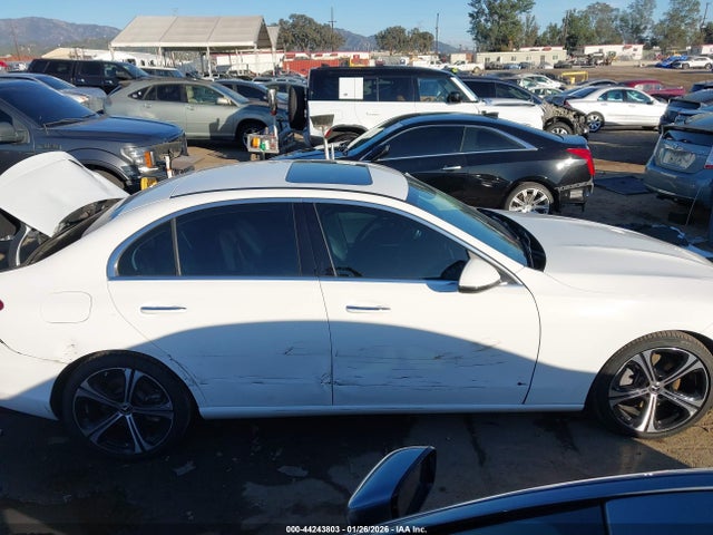 Aukcja sprzedaży 2022 Mercedes-benz C 300 Sedan, vin: W1KAF4GB0NR062928, numer aukcji: 44243803
