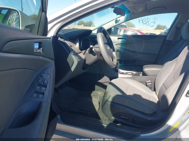 2011 HYUNDAI SONATA 5NPEB4AC8BH230889 Photo 4