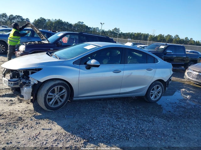 1G1BE5SM5H7215117 Chevrolet Cruze Lt Auto