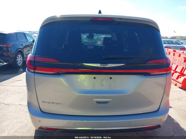 Продажа на аукционе авто 2023 Chrysler Pacifica Touring L, vin: 2C4RC1BG9PR624667, номер лота: 44243813
