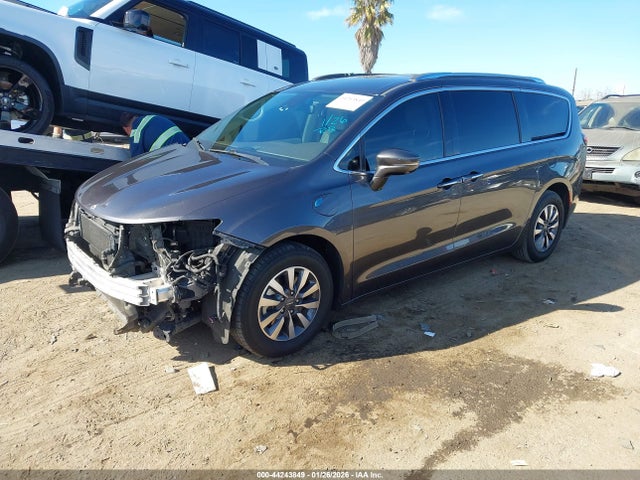 2021 CHRYSLER PACIFICA HYBRID 2C4RC1L77MR586270 Photo 1