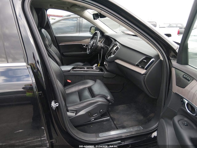 2021 VOLVO XC90 RECHARGE PLUG-IN HYBRID YV4BR0CL9M1682586 Photo 4