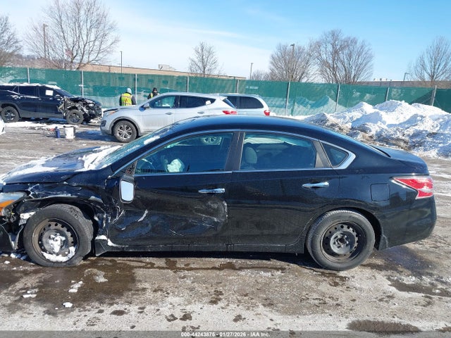 Nissan Altima 2.5 S 2015 1N4AL3AP1FC231513 Image 14