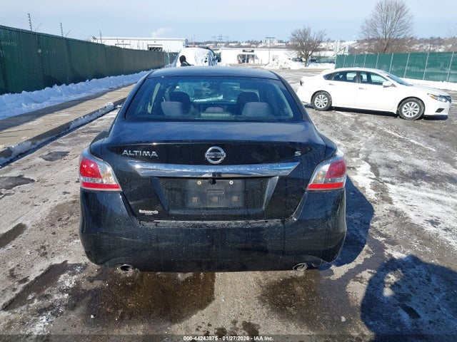 Nissan Altima 2.5 S 2015 1N4AL3AP1FC231513 Image 16