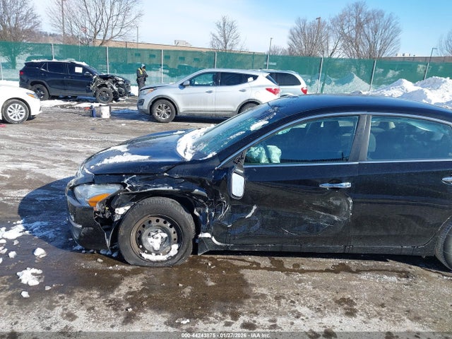 Nissan Altima 2.5 S 2015 1N4AL3AP1FC231513 Image 6