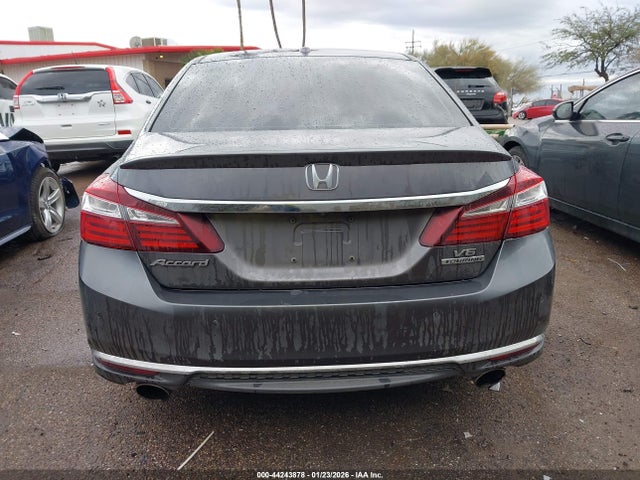 1HGCR3F94HA024884 Honda Accord Touring V6