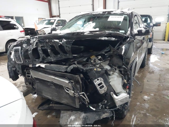 44243890 :رقم المزاد ، 1C4PJMMX0MD146620 vin ، 2021 Jeep Cherokee Latitude Lux 4x4 مزاد بيع