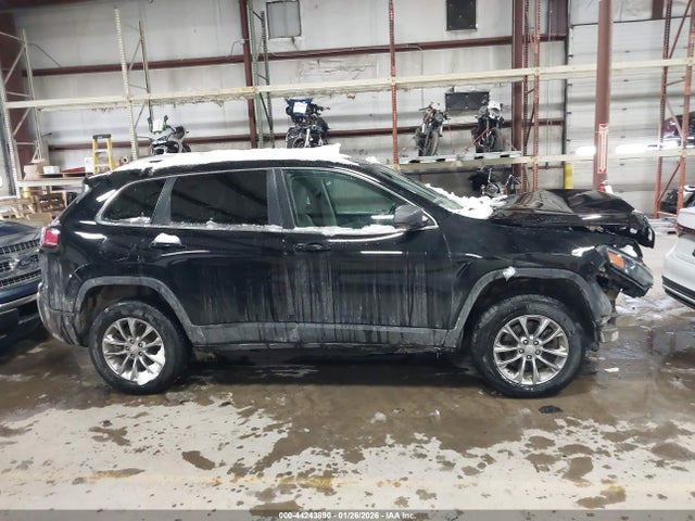 44243890 :رقم المزاد ، 1C4PJMMX0MD146620 vin ، 2021 Jeep Cherokee Latitude Lux 4x4 مزاد بيع
