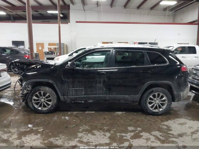 44243890 :رقم المزاد ، 1C4PJMMX0MD146620 vin ، 2021 Jeep Cherokee Latitude Lux 4x4 مزاد بيع