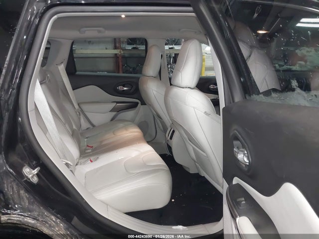 44243890 :رقم المزاد ، 1C4PJMMX0MD146620 vin ، 2021 Jeep Cherokee Latitude Lux 4x4 مزاد بيع