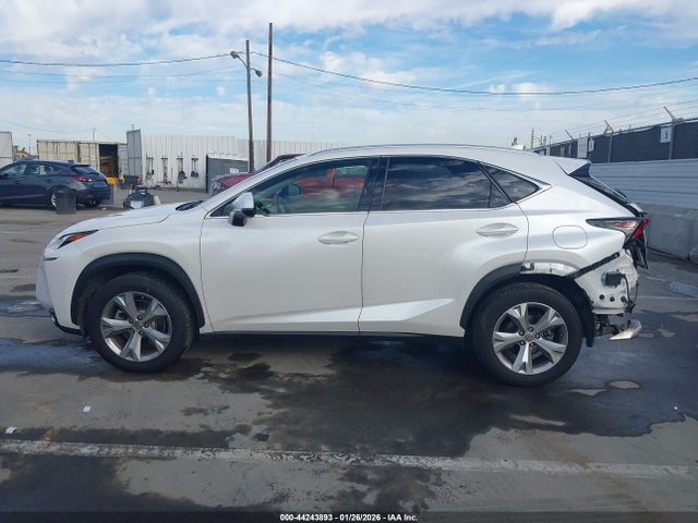 JTJYARBZ8H2053655 Lexus NX 200T