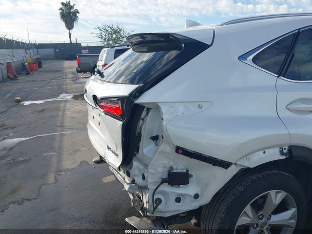 JTJYARBZ8H2053655 Lexus NX 200T