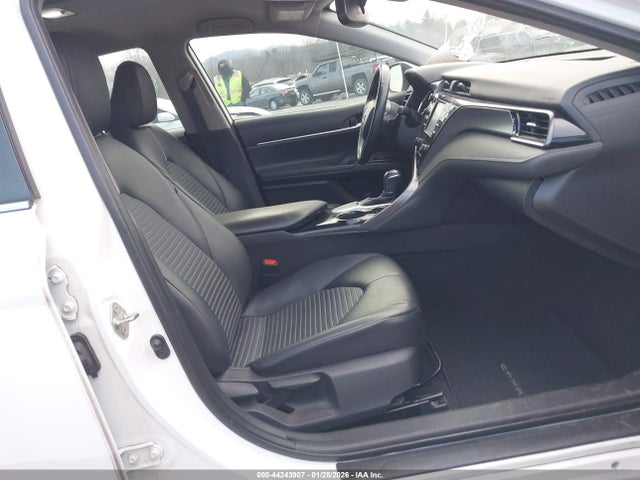 4T1B11HK1KU854715 Toyota CAMRY SE